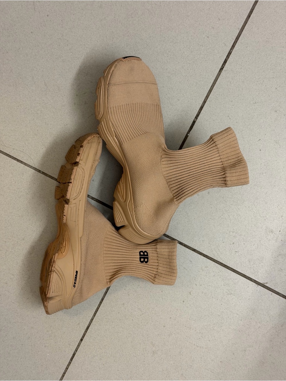 Balenciaga Speed 3.0 Knit Sock Sneakers Beige Size 39 - Picture 7 of 7